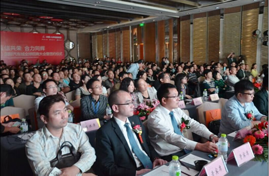 南宫NG·28相信品牌力量,南宫NG·28相信品牌力量集团,中国南宫NG·28相信品牌力量集团人民（武汉）国际汽车城招商现场人气火爆